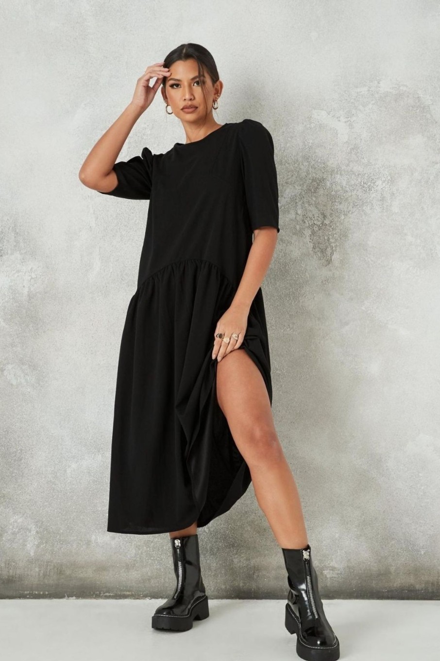 Women Styched Fashion | Round Neck Black Oversized Dress